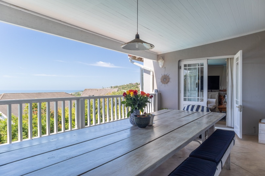 4 Bedroom Property for Sale in Plettenberg Bay Central Western Cape